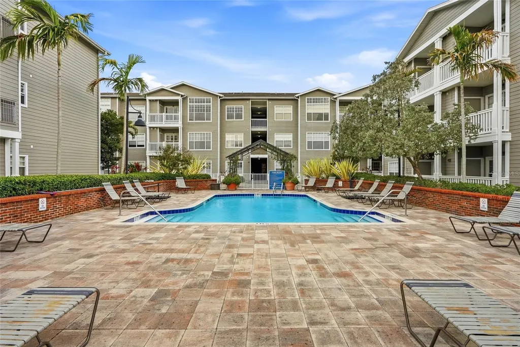 800 S Dakota Avenue Tampa FL 33606