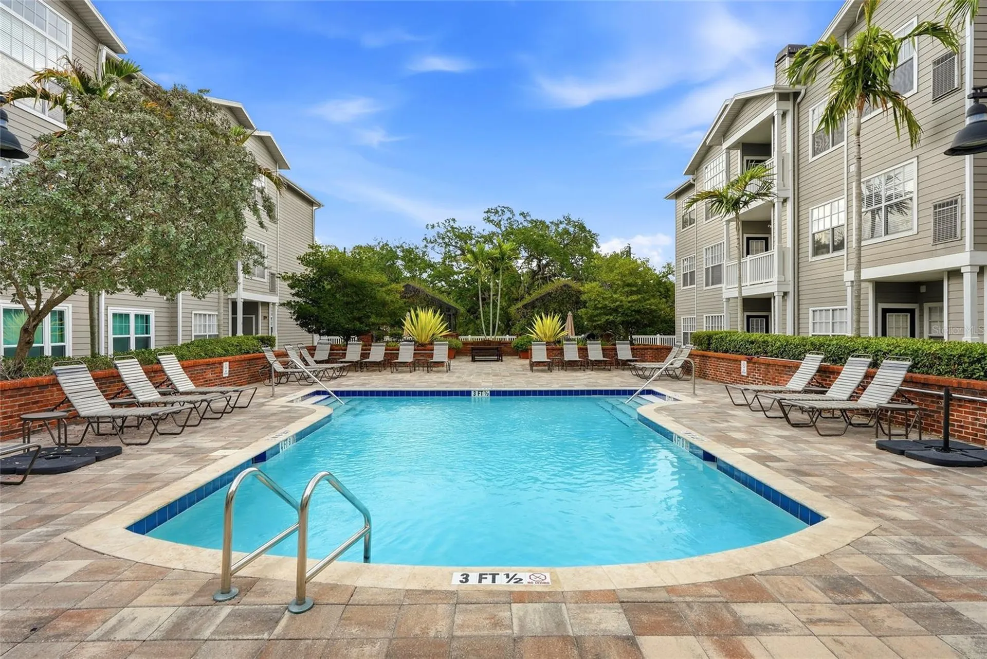 800 S Dakota Avenue Tampa FL 33606