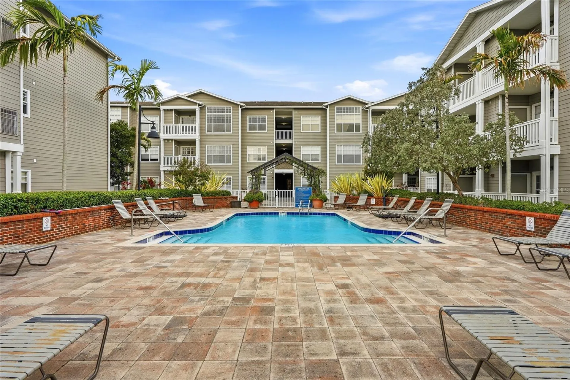 800 S Dakota Avenue Tampa FL 33606
