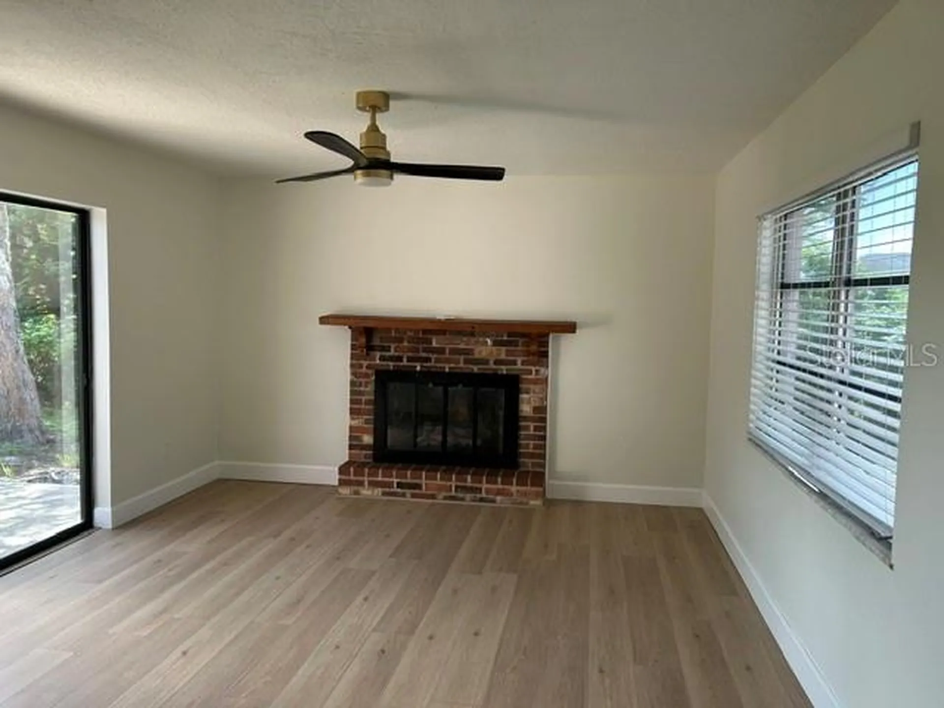 6617 27th Way N St Petersburg FL 33702