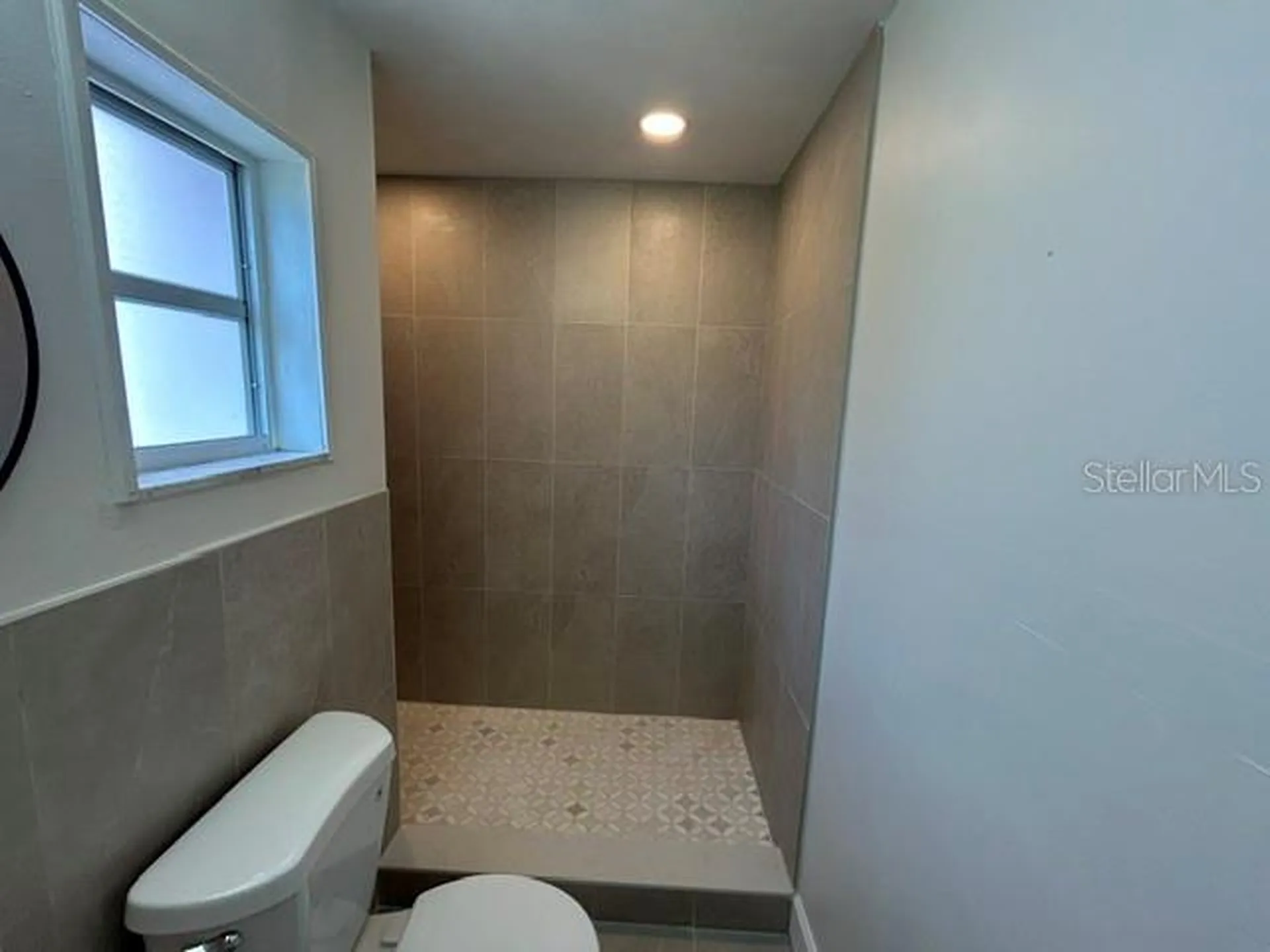 6617 27th Way N St Petersburg FL 33702
