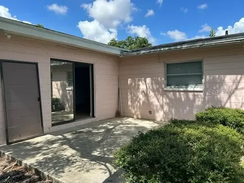 6617 27th Way N St Petersburg FL 33702