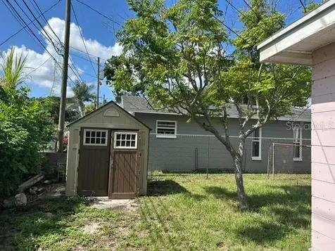 6617 27th Way N St Petersburg FL 33702