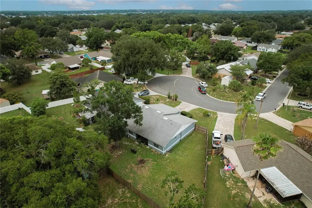 358 N Fork Place Lakeland FL 33809