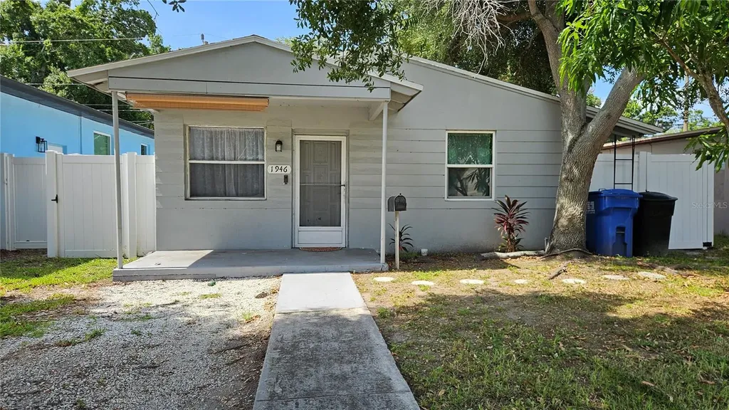 1946 15th Avenue S St Petersburg FL 33705