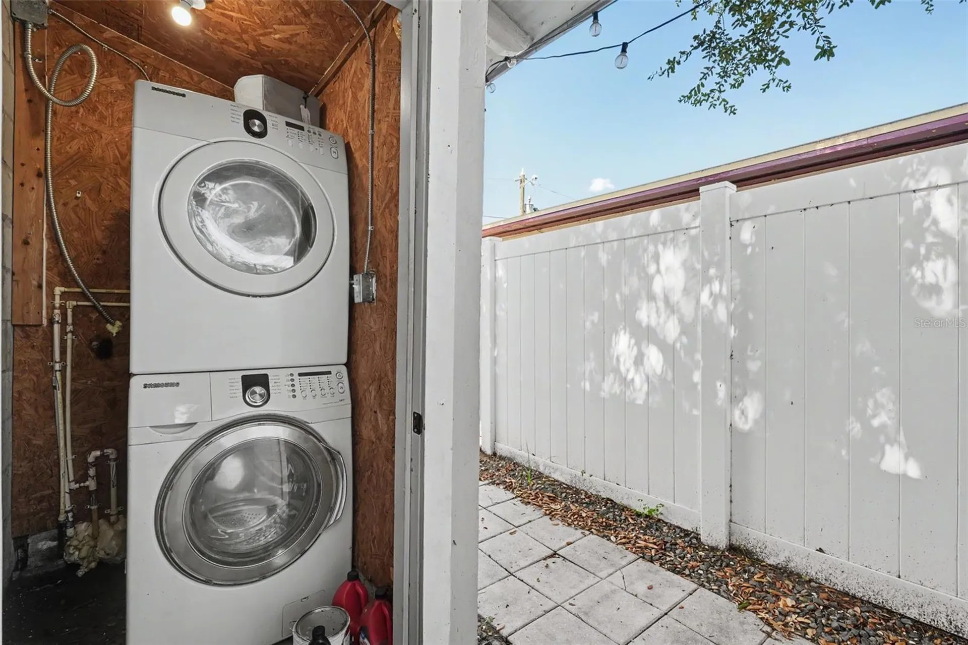 1946 15th Avenue S St Petersburg FL 33705