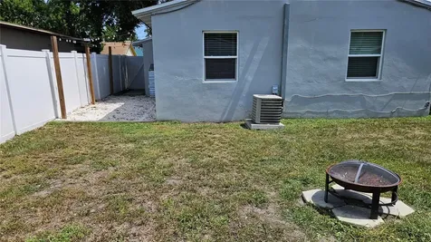 1946 15th Avenue S St Petersburg FL 33705