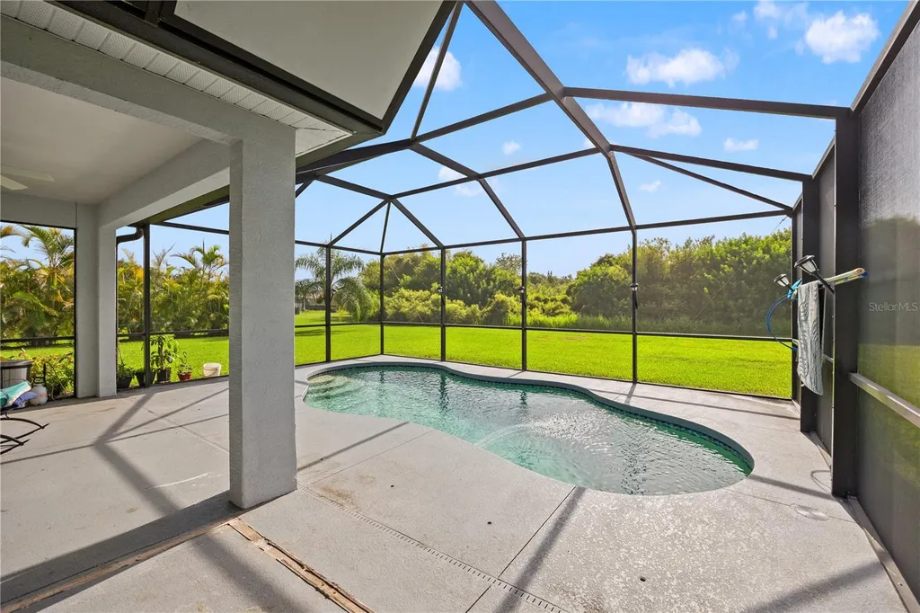 625 148th Court NE Bradenton FL 34212