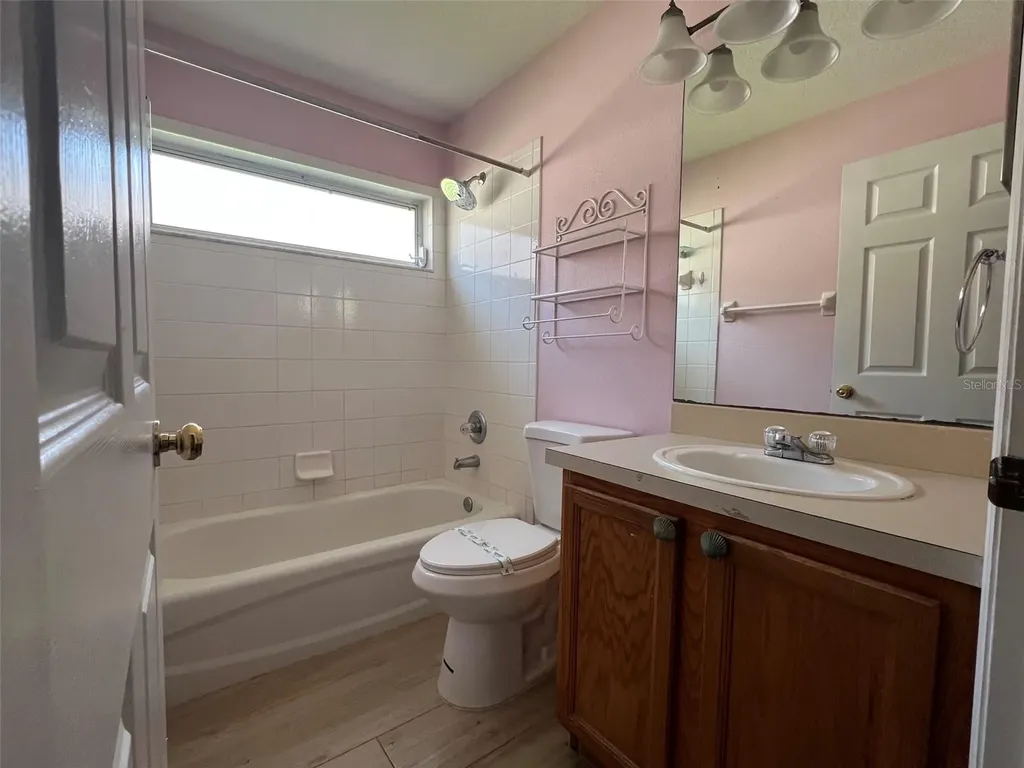 18169 Sandy Pointe Drive Tampa FL 33647