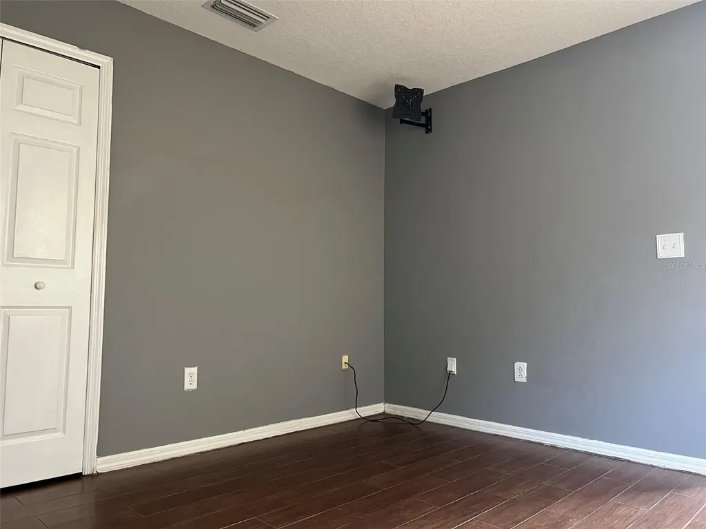 18169 Sandy Pointe Drive Tampa FL 33647