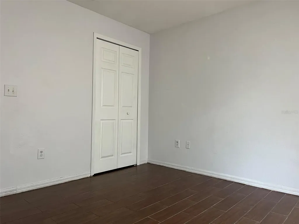 18169 Sandy Pointe Drive Tampa FL 33647