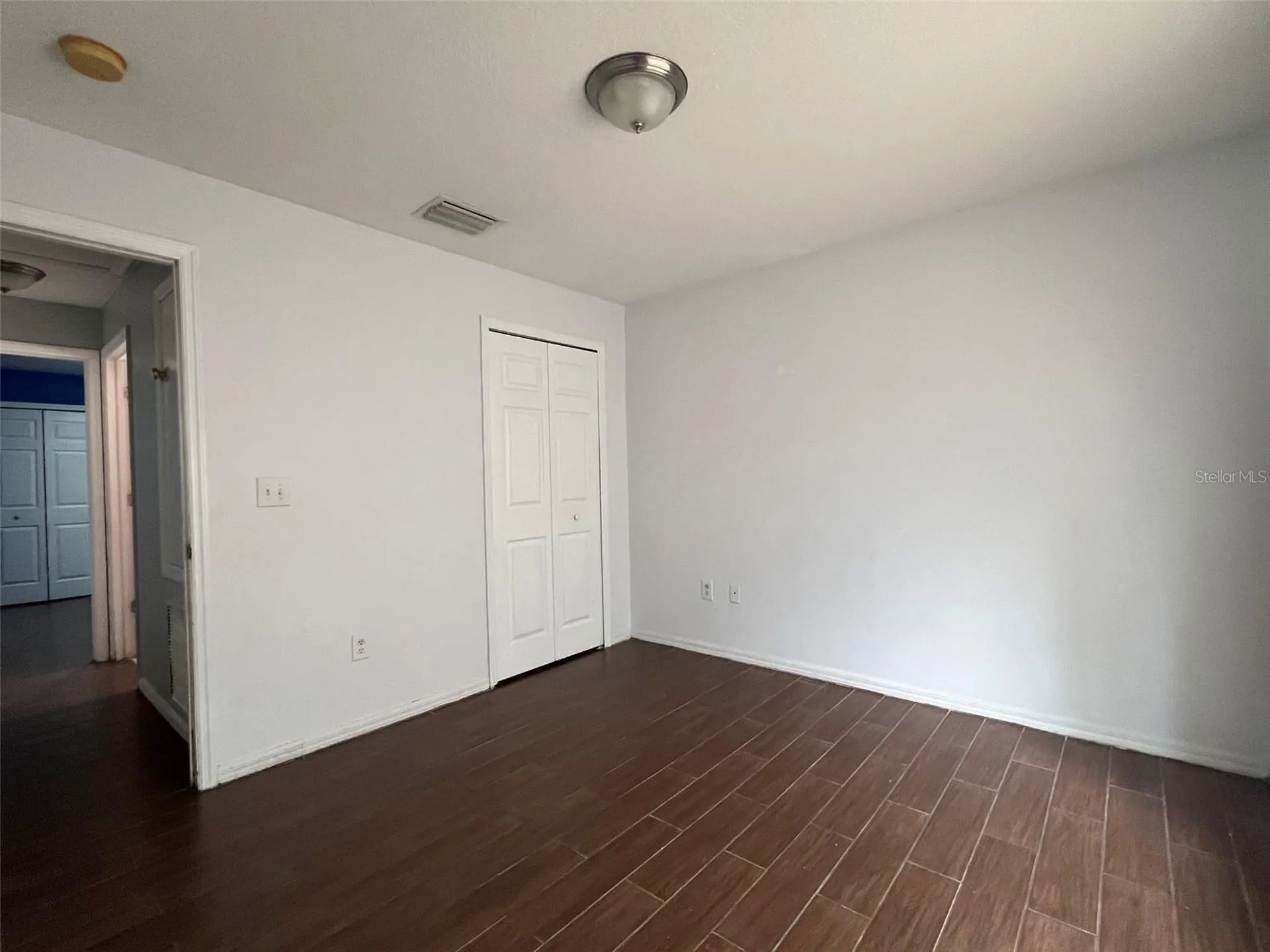18169 Sandy Pointe Drive Tampa FL 33647