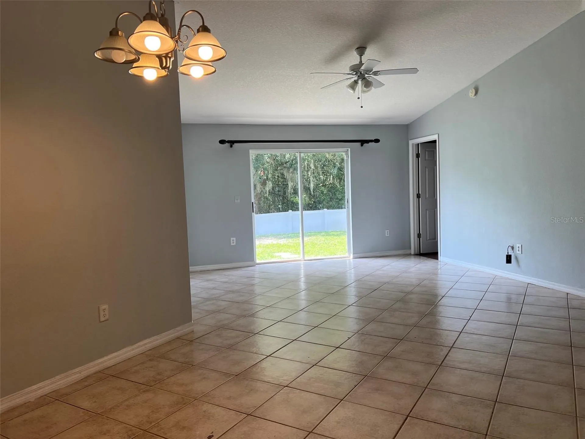 18169 Sandy Pointe Drive Tampa FL 33647
