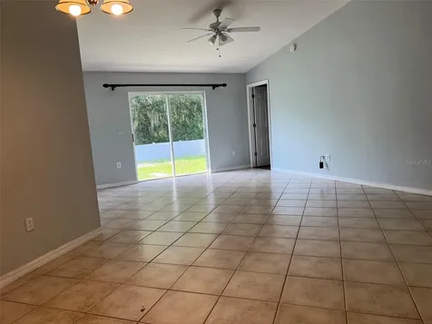 18169 Sandy Pointe Drive Tampa FL 33647