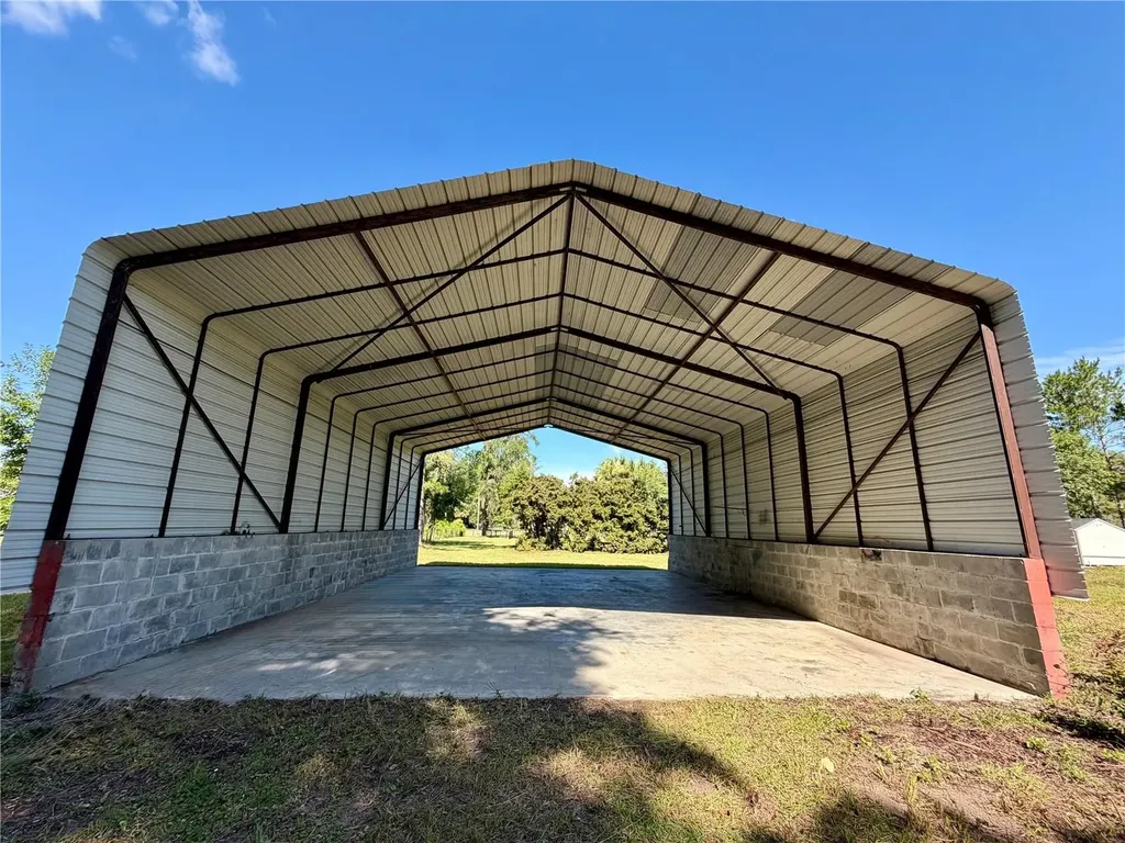 17545 NE 37th Court Citra FL 32113