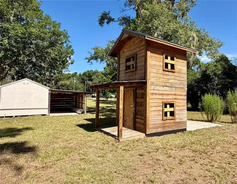 17545 NE 37th Court Citra FL 32113
