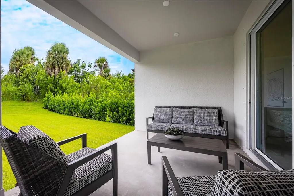 3255 Tiger Palm Way New Smyrna Beach FL 32168