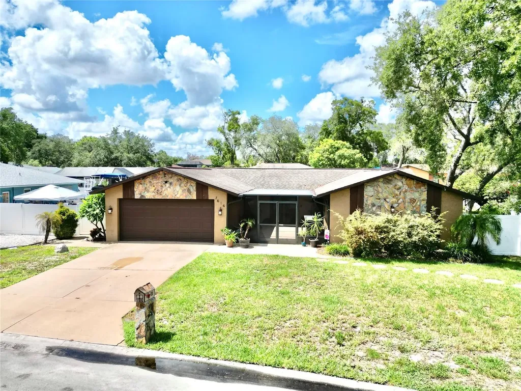 7616 Laurel Oak Court Port Richey FL 34668