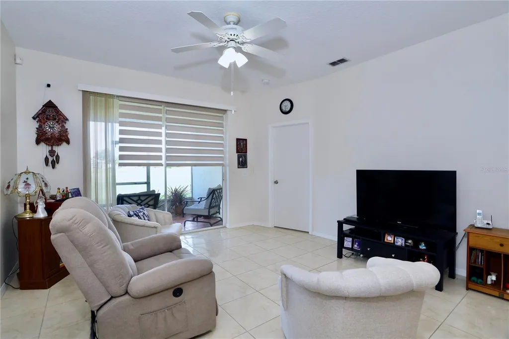 170 Club Villas Lane Kissimmee FL 34744