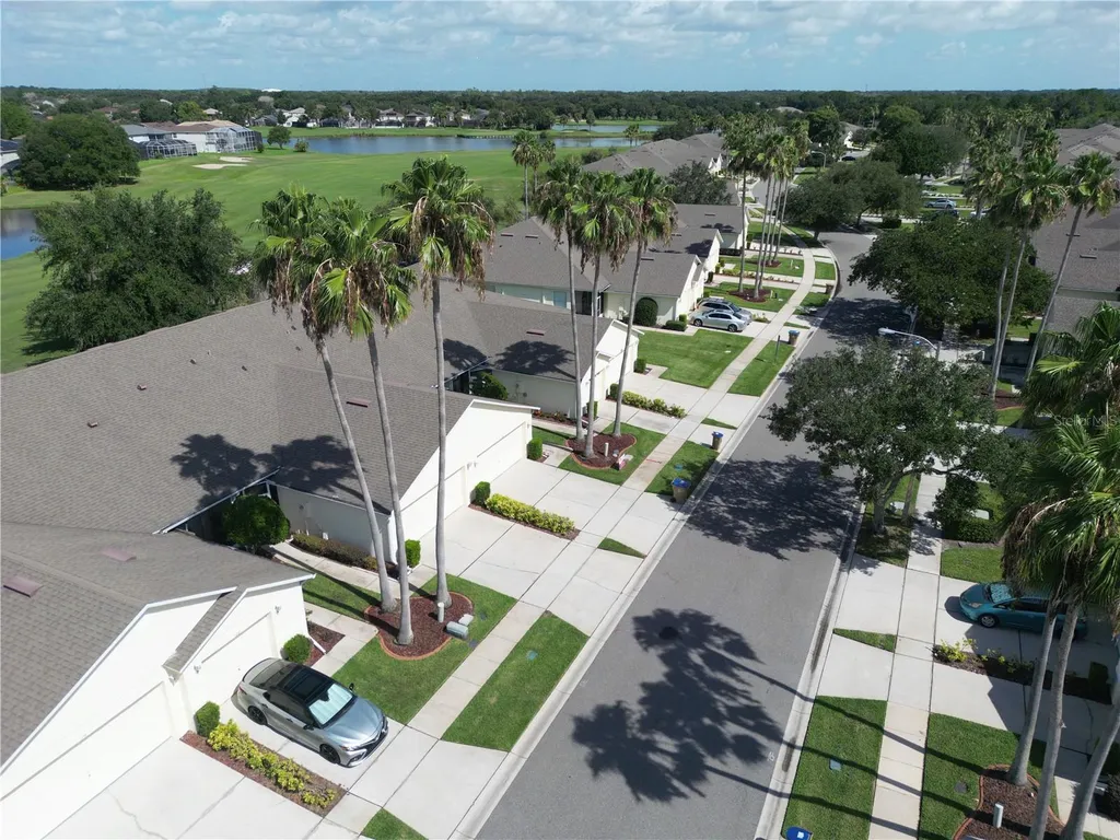 170 Club Villas Lane Kissimmee FL 34744