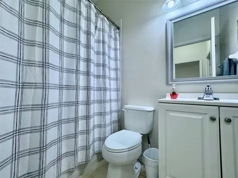 170 Club Villas Lane Kissimmee FL 34744