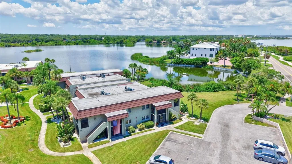 1001 S Bayshore Boulevard Safety Harbor FL 34695
