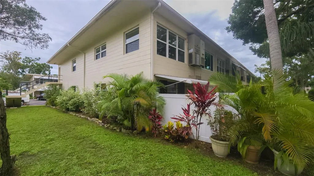 4154 56th Street N Kenneth City FL 33709