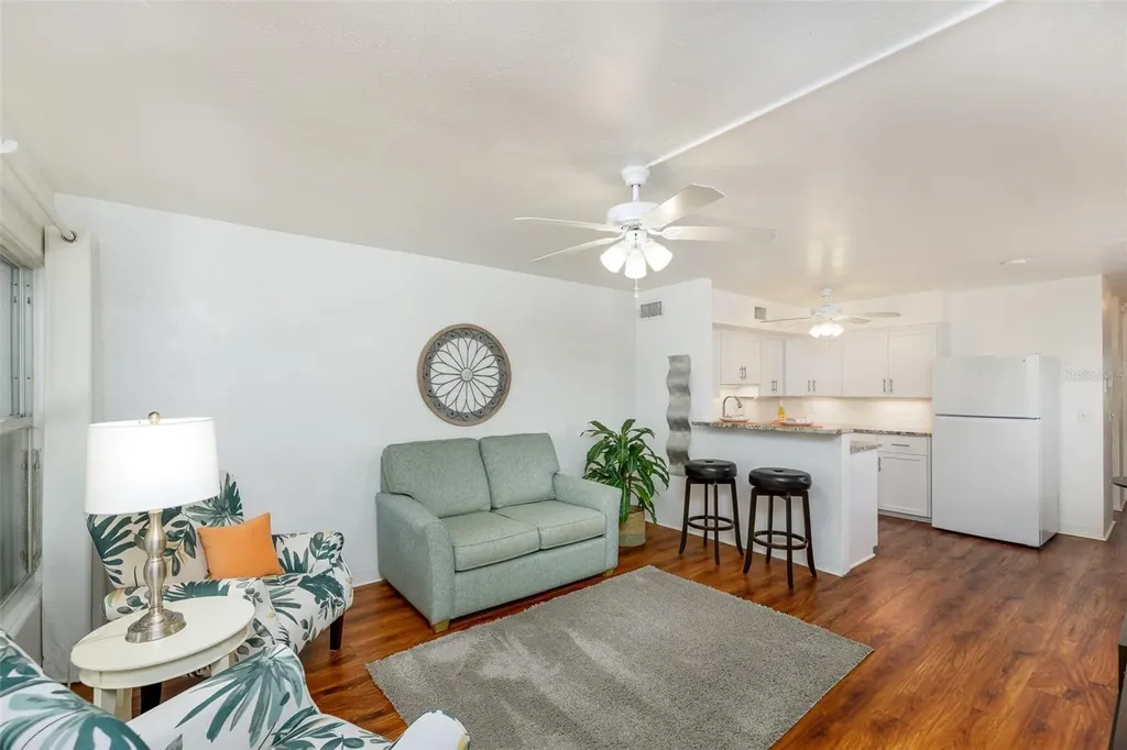4154 56th Street N Kenneth City FL 33709