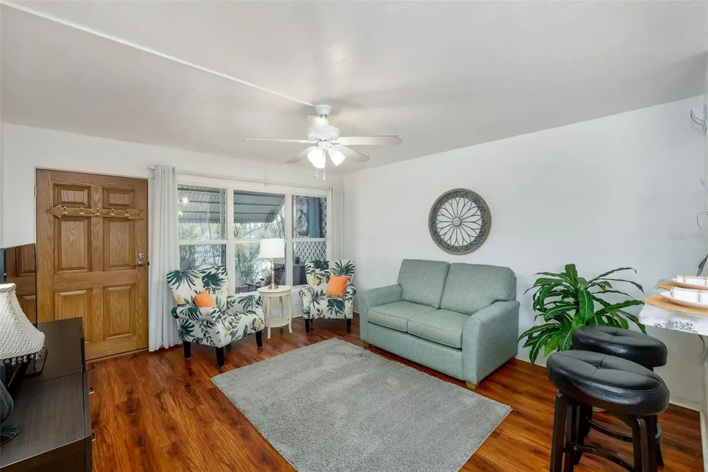4154 56th Street N Kenneth City FL 33709