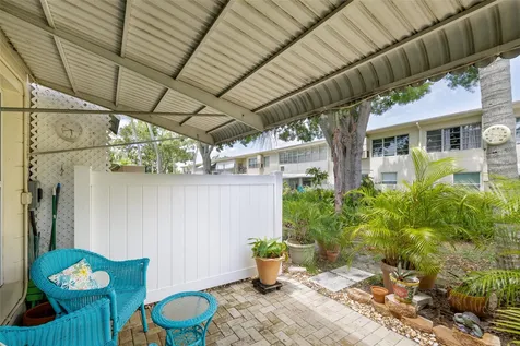4154 56th Street N Kenneth City FL 33709