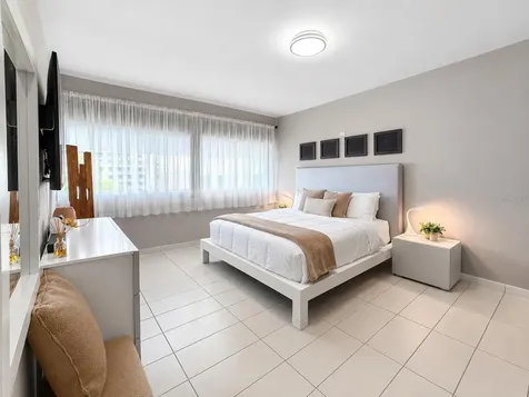 1554 López Landron St. Cond. Condado Les Cours San Juan PR 00911