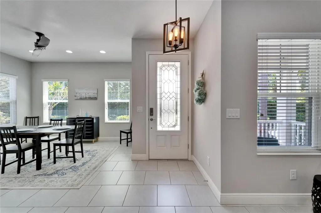 606 Winterside Drive Apollo Beach FL 33572