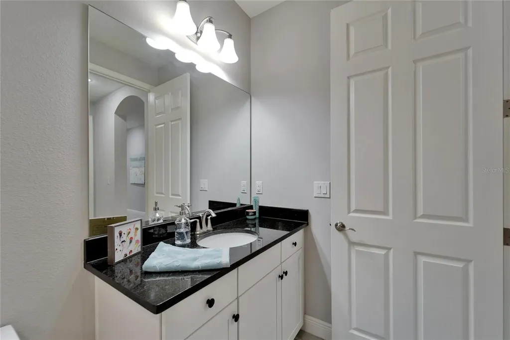 606 Winterside Drive Apollo Beach FL 33572