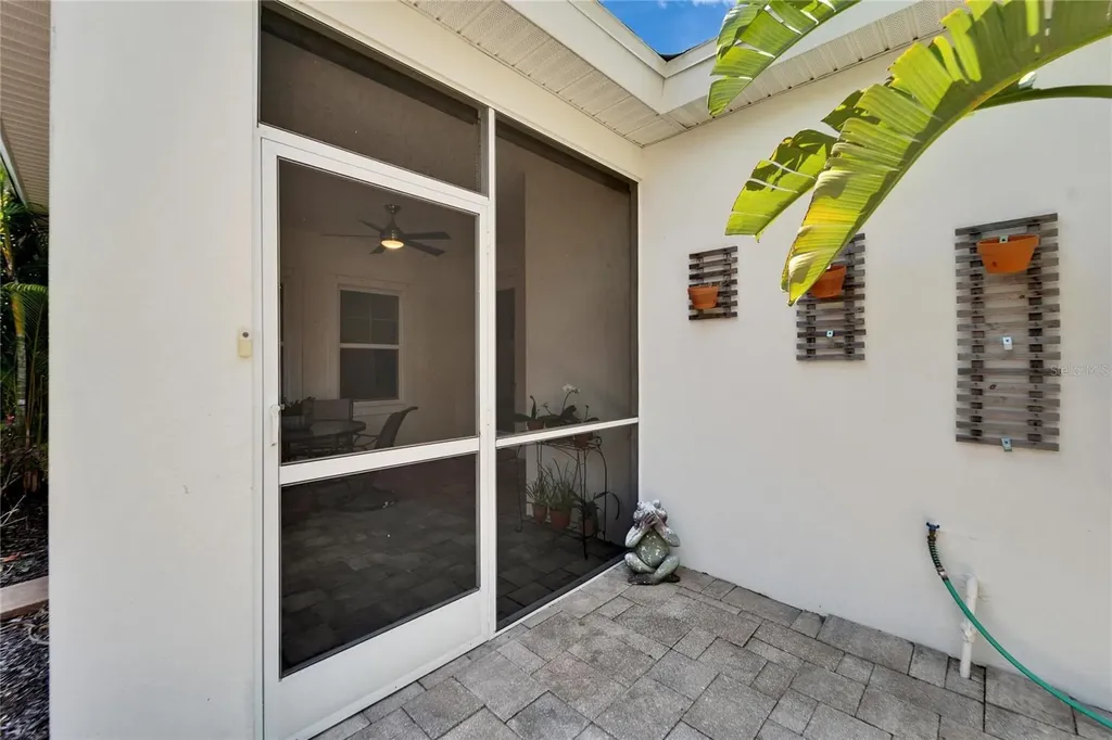 606 Winterside Drive Apollo Beach FL 33572