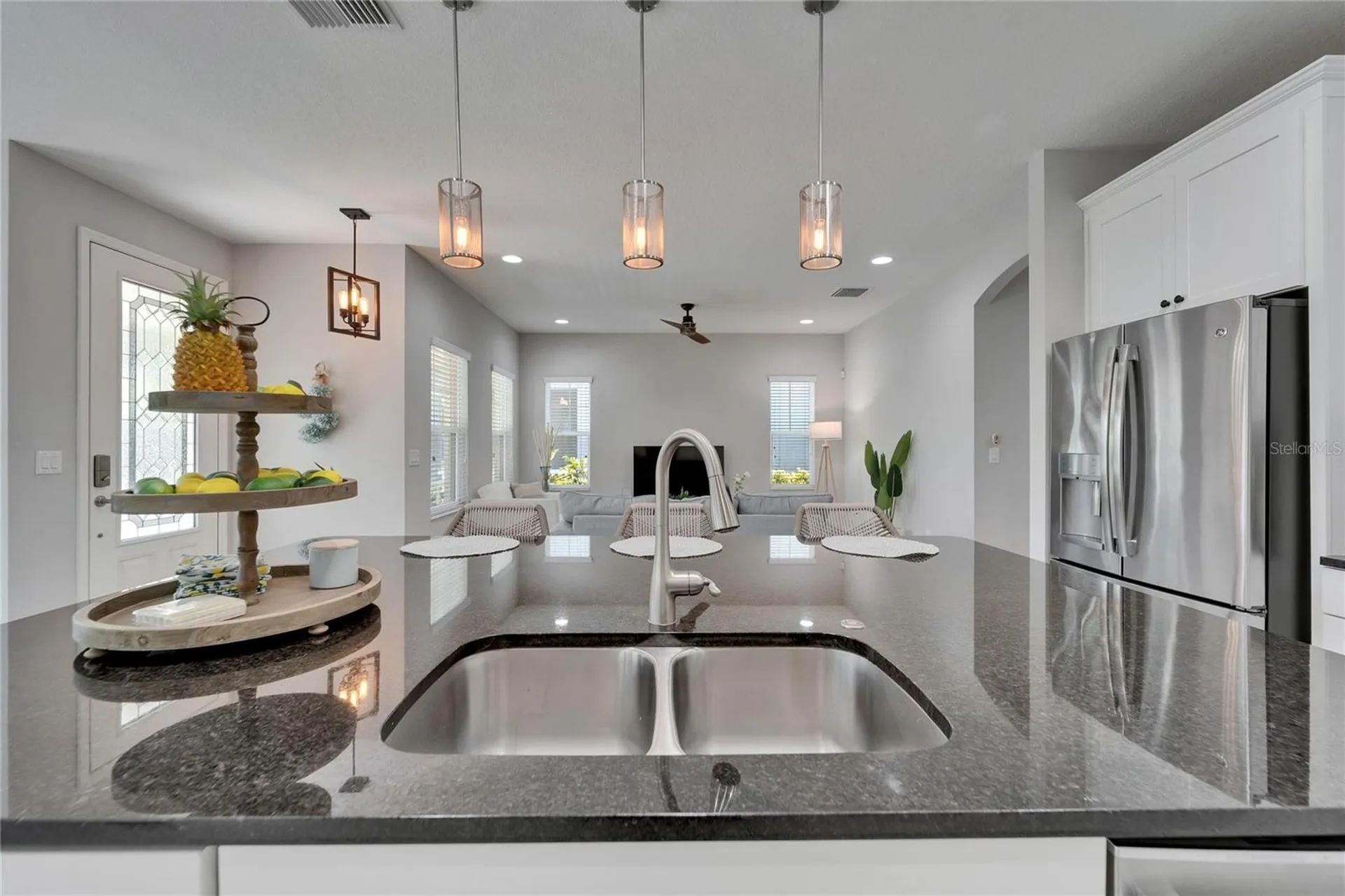 606 Winterside Drive Apollo Beach FL 33572