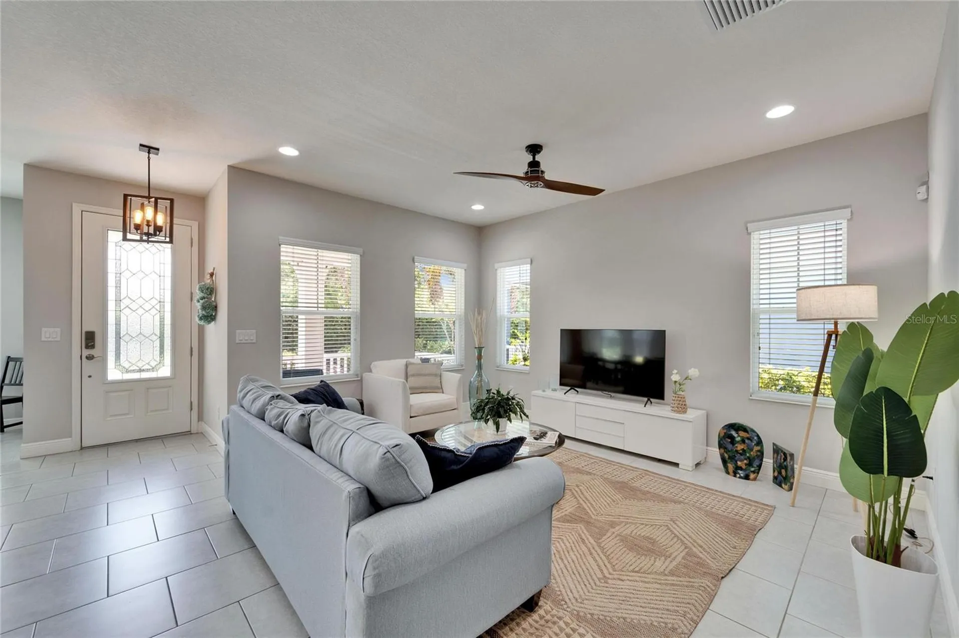 606 Winterside Drive Apollo Beach FL 33572