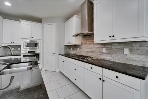 606 Winterside Drive Apollo Beach FL 33572