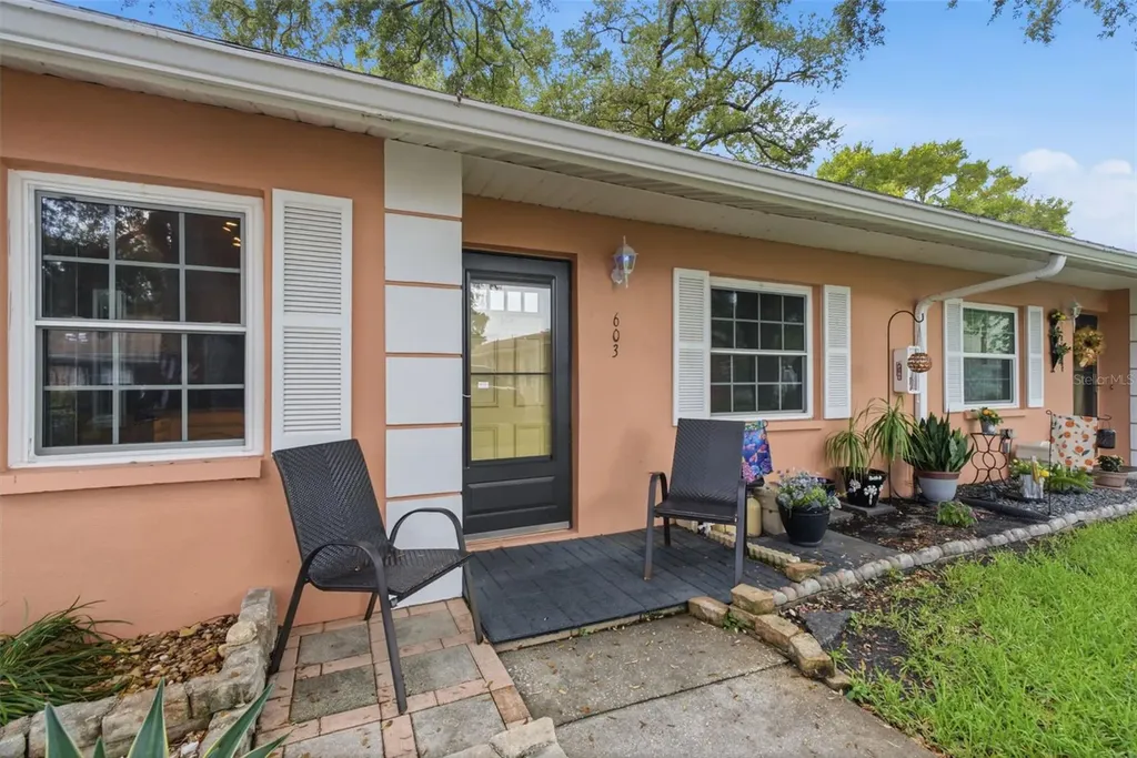 2250 Druid Road E Clearwater FL 33764