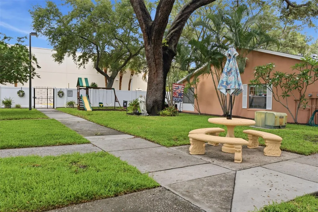 2250 Druid Road E Clearwater FL 33764