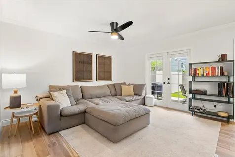 2411 W Jetton Avenue Tampa FL 33629