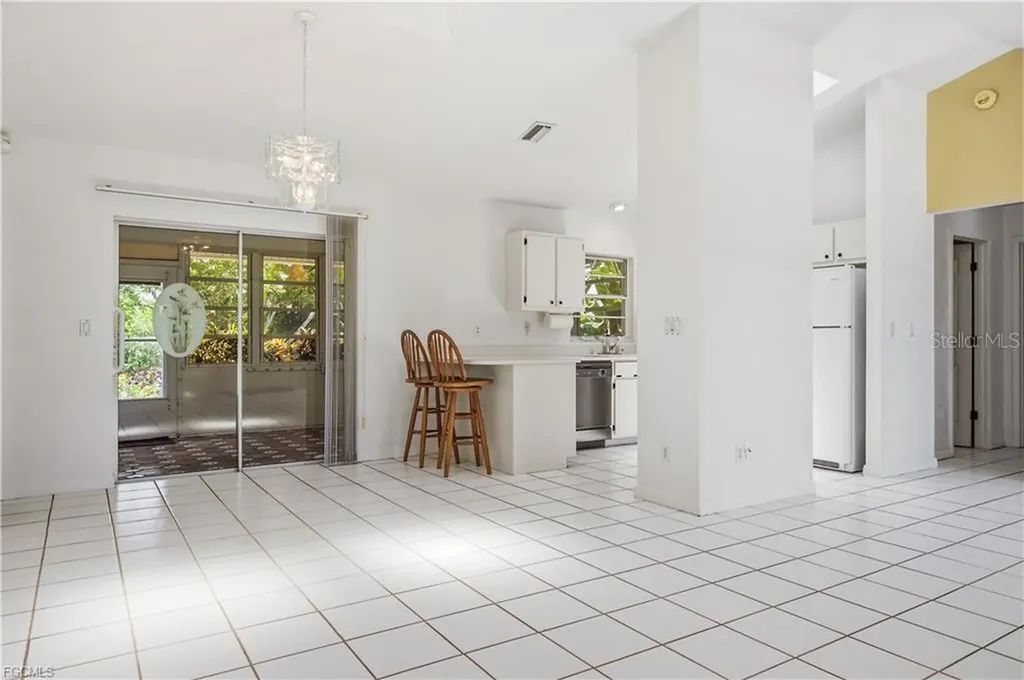 1513 SW 44th Street Cape Coral FL 33914