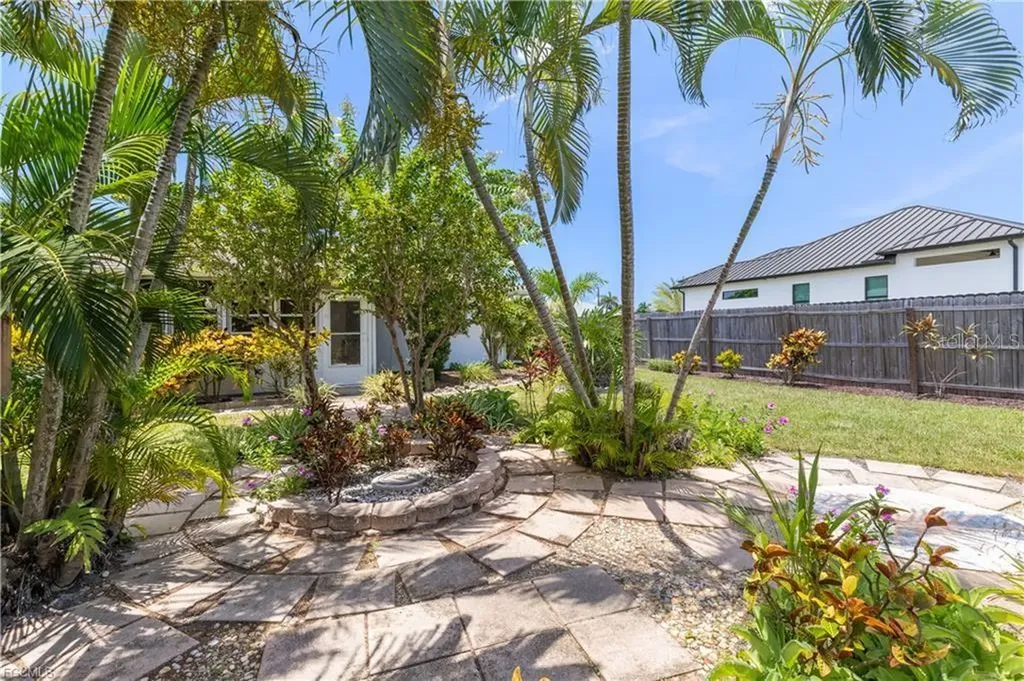 1513 SW 44th Street Cape Coral FL 33914