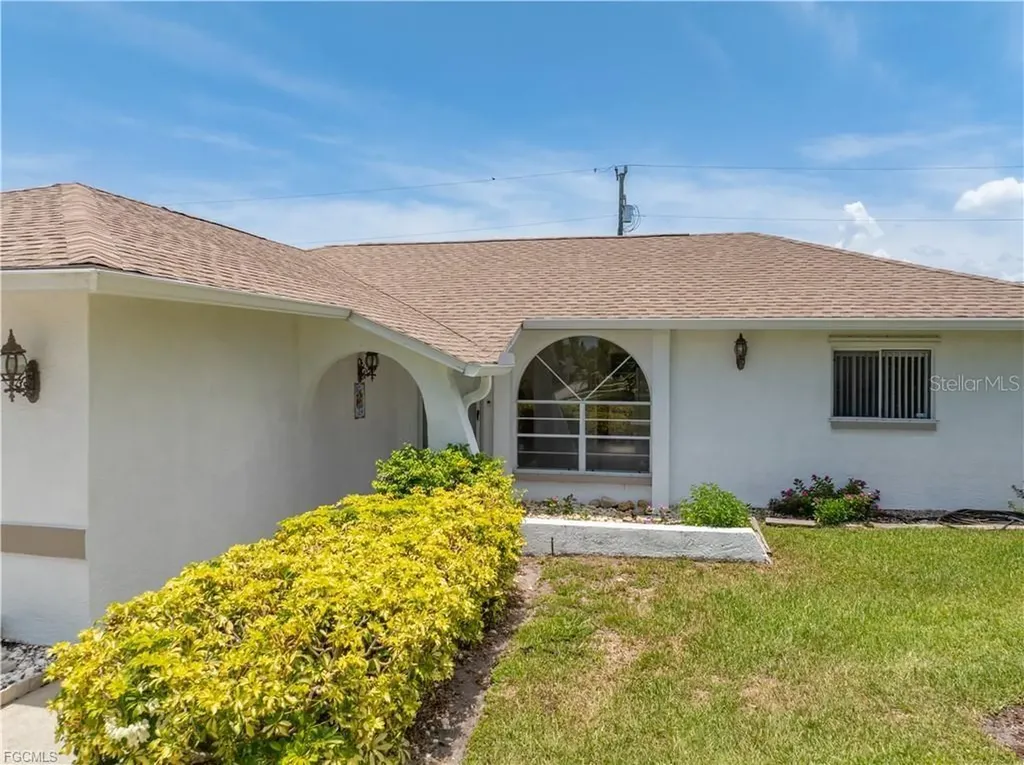 1513 SW 44th Street Cape Coral FL 33914