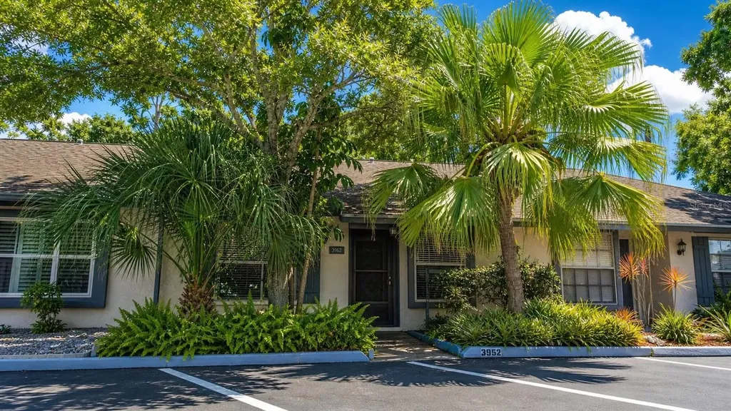 3962 La Costa Lane Largo FL 33771