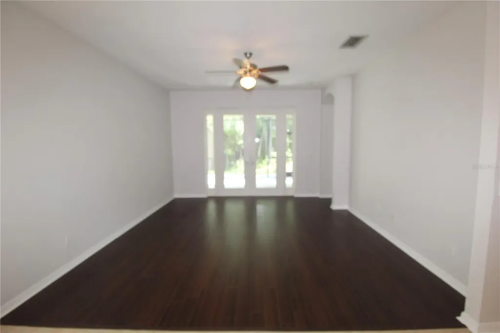 9885 Leland Drive Orlando FL 32827