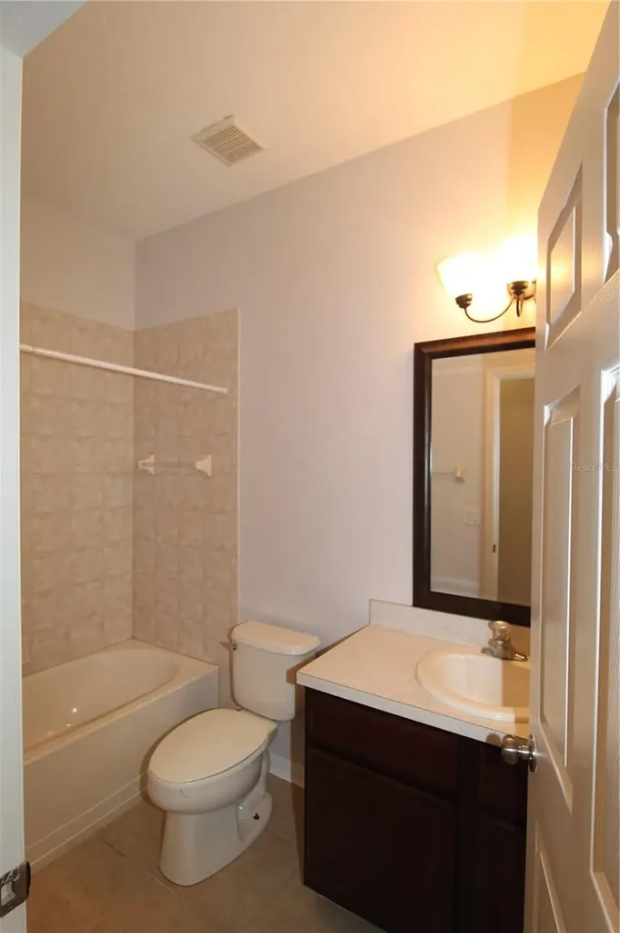 9885 Leland Drive Orlando FL 32827