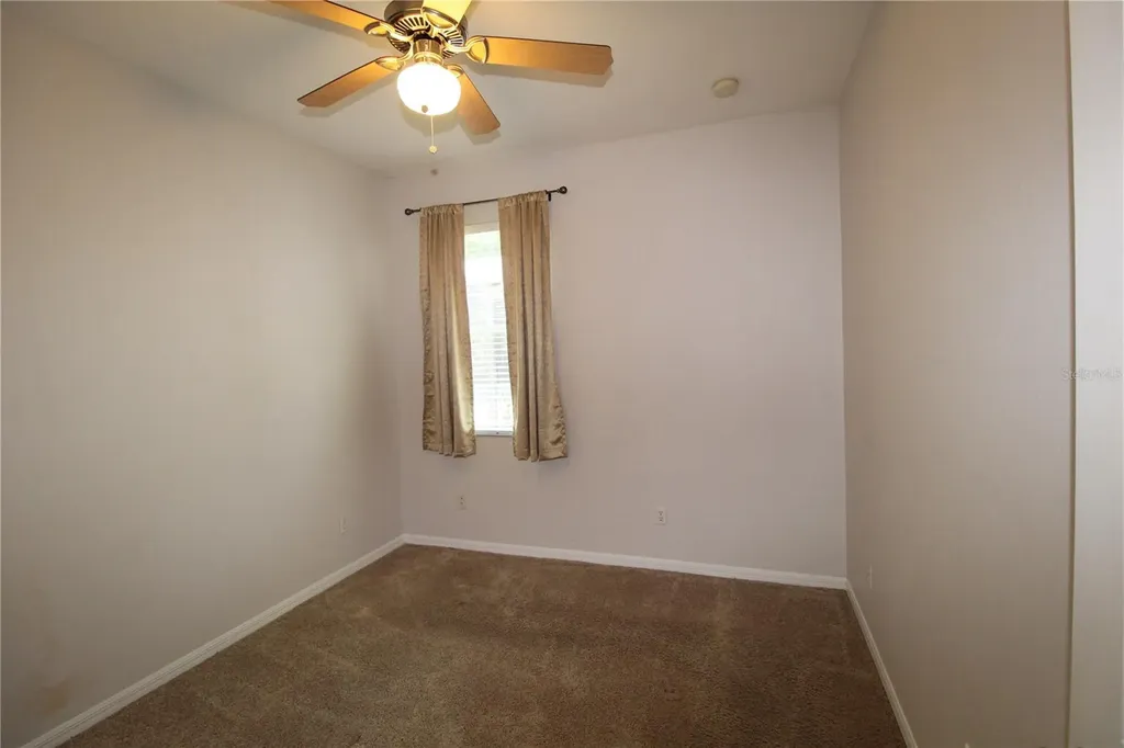 9885 Leland Drive Orlando FL 32827
