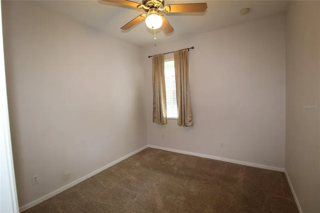 9885 Leland Drive Orlando FL 32827