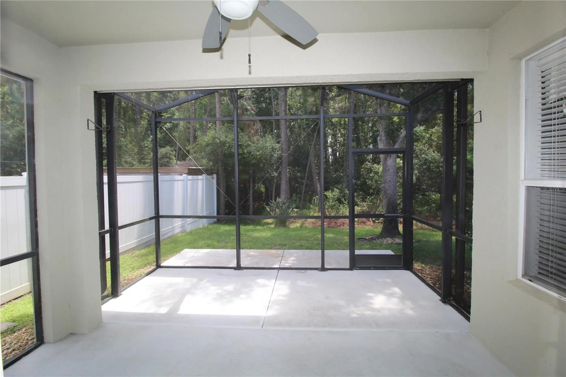 9885 Leland Drive Orlando FL 32827