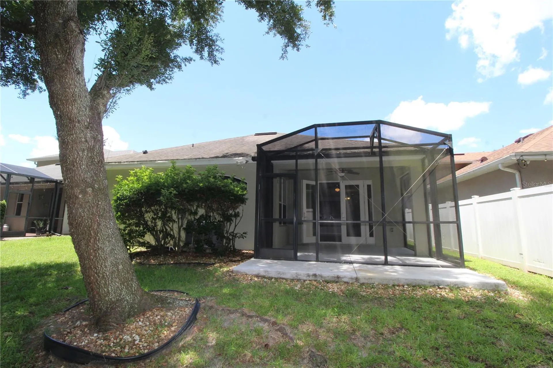 9885 Leland Drive Orlando FL 32827
